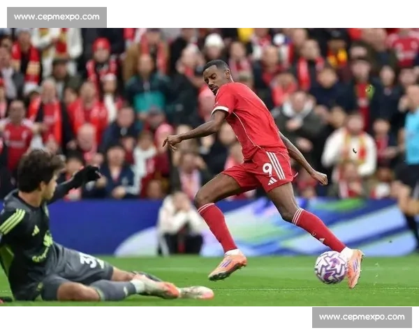 大马丁自荐加盟曼联！4000 万镑转会费曝光，阿根廷门神铁心投红魔