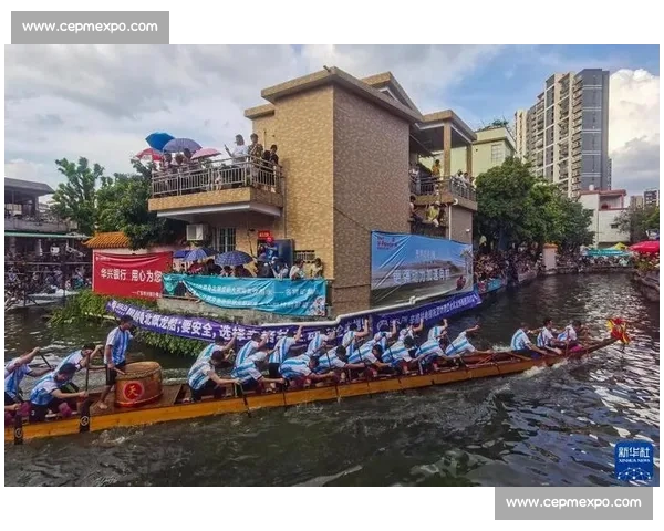 辽宁龙舟队佛山狂飙名场面:横扫千军引爆笑 辽宁龙舟队佛山狂飙名场面:横扫千军引爆笑