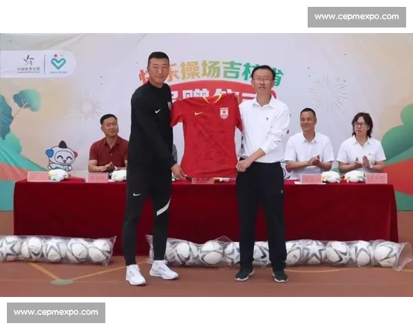 足球点燃乡村希望:亚泰青训走进辽源寿山镇小学送教 足球点燃乡村希望:亚泰青训走进辽源寿山镇小学送教